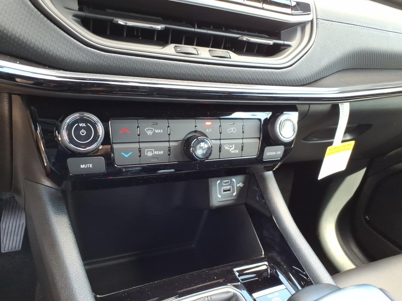 2026 Jeep Compass Base