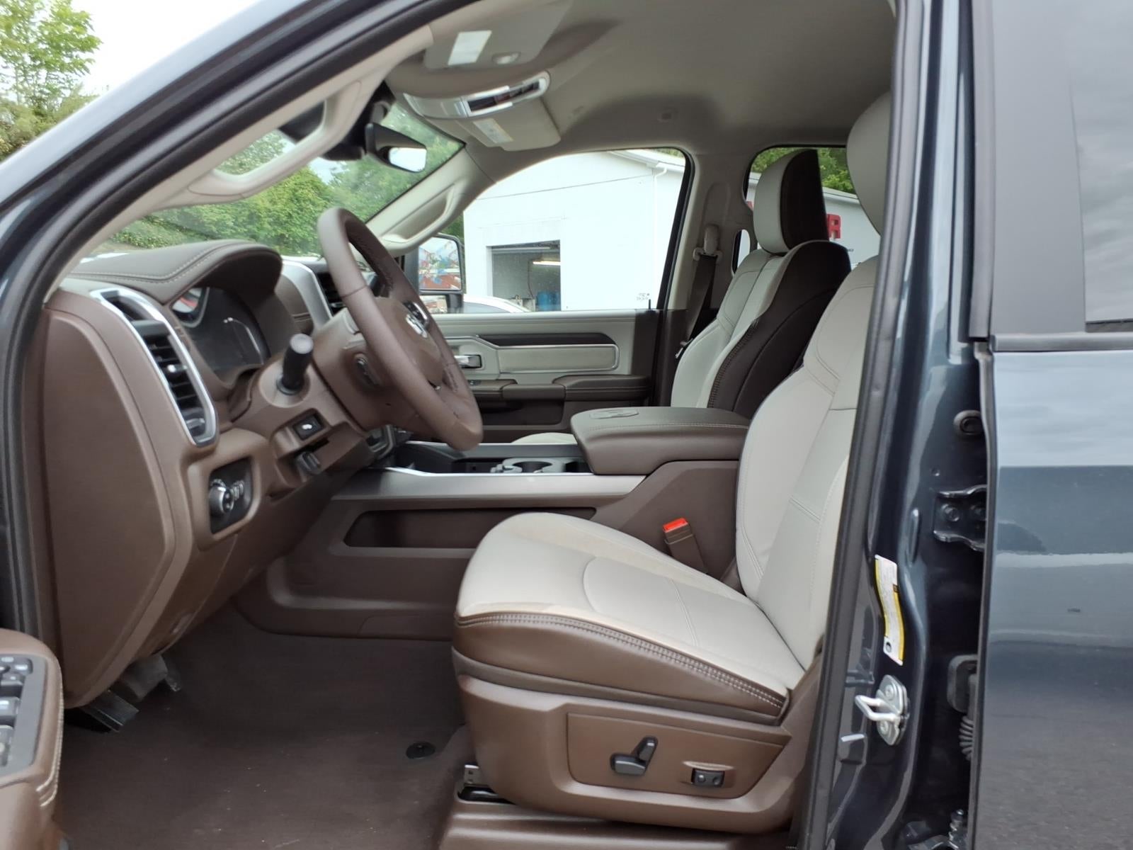 2025 RAM 3500 Laramie
