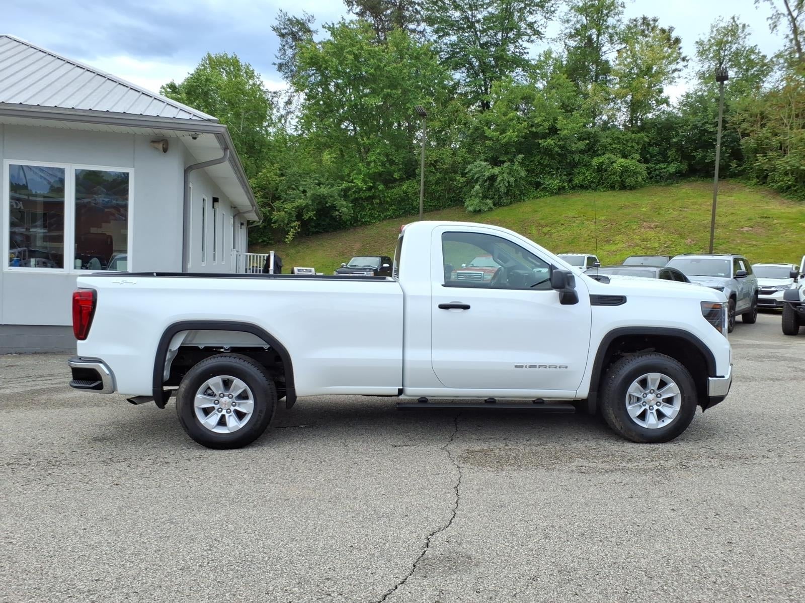 2025 GMC Sierra 1500 Pro