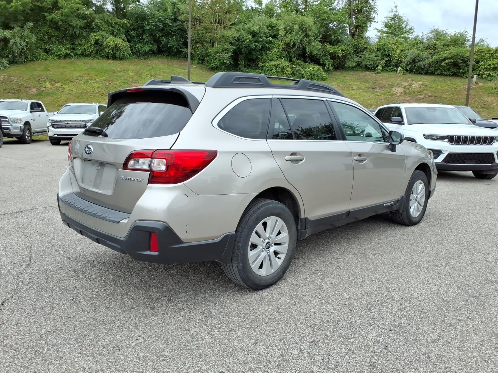 2018 Subaru Outback 2.5i Premium