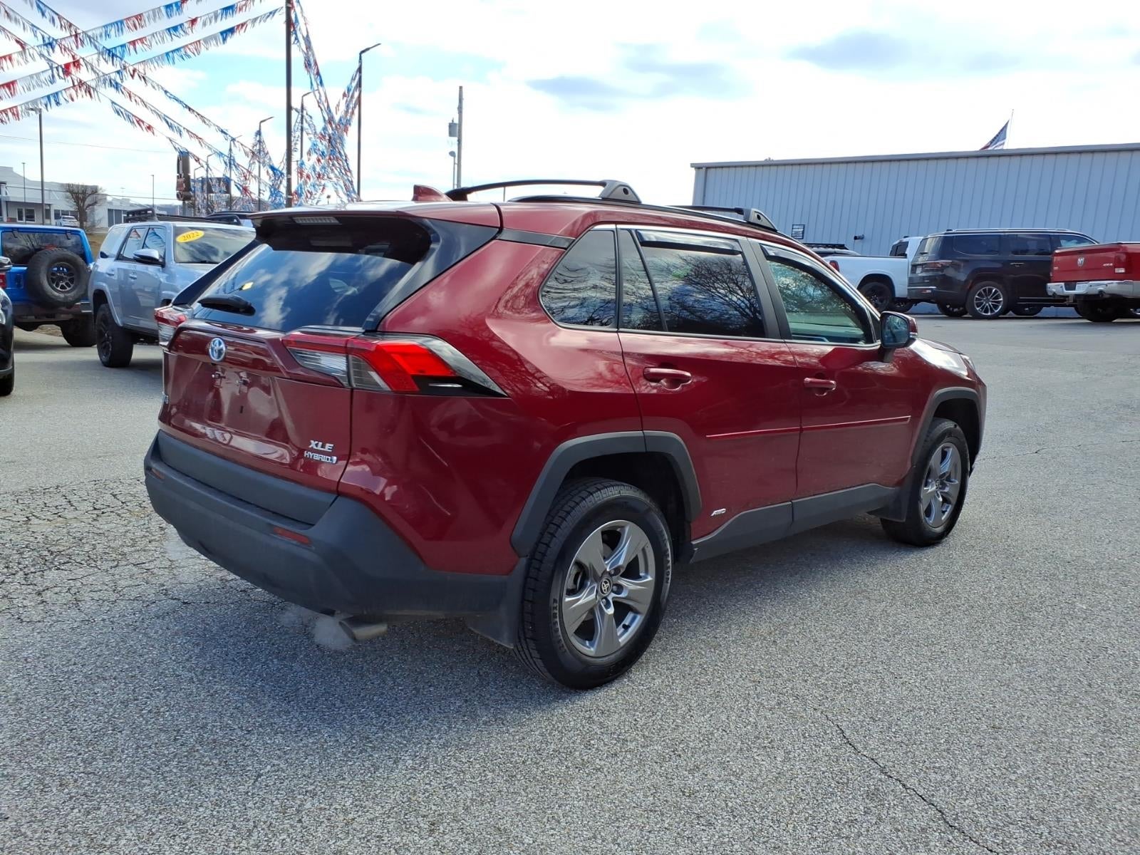 2024 Toyota RAV4 Hybrid XLE