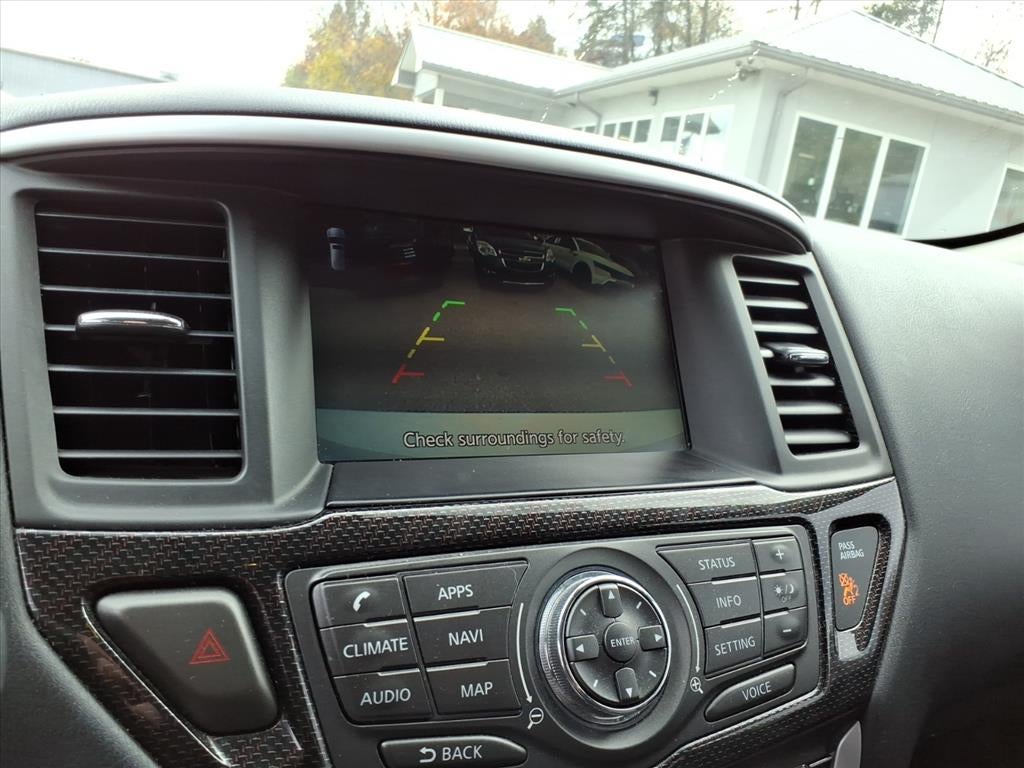 2019 Nissan Pathfinder SV