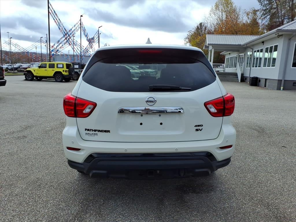2019 Nissan Pathfinder SV