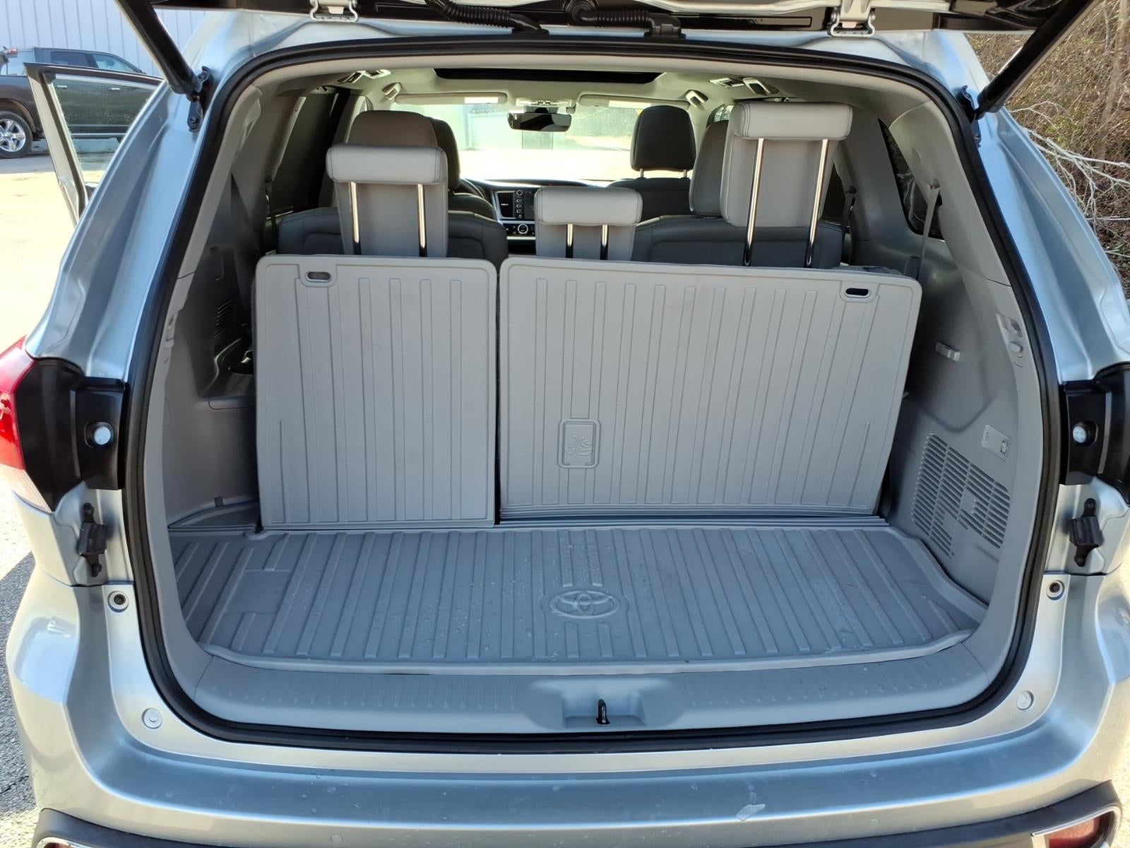 2018 Toyota Highlander Base