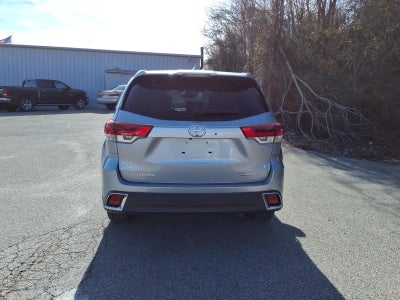 2018 Toyota Highlander Base