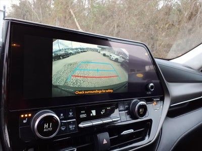 2023 Toyota Highlander XLE