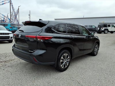 2023 Toyota Highlander XLE