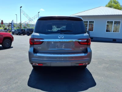 2021 INFINITI QX80 Luxe