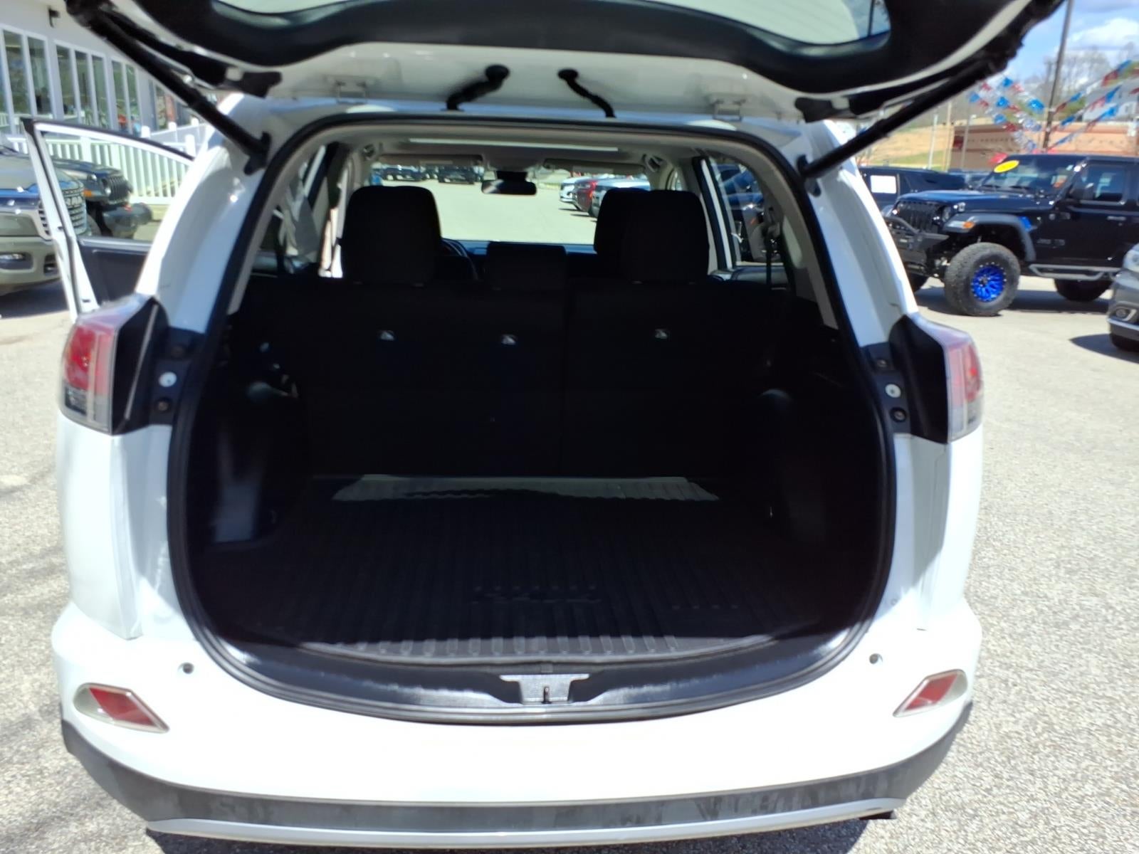 2018 Toyota RAV4 Base