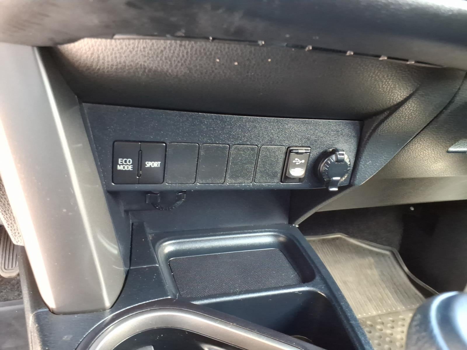 2018 Toyota RAV4 Base