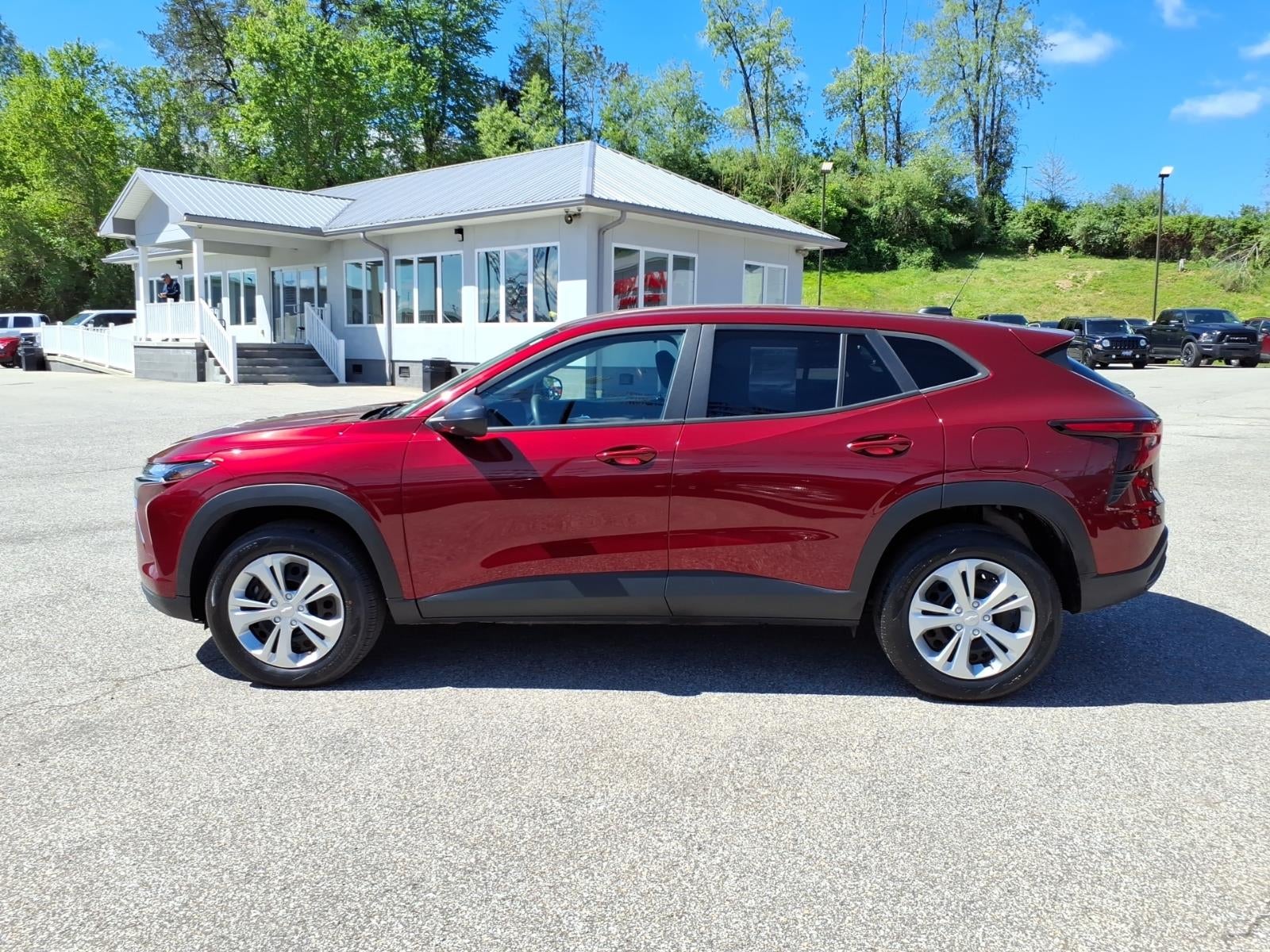 2024 Chevrolet Trax LS
