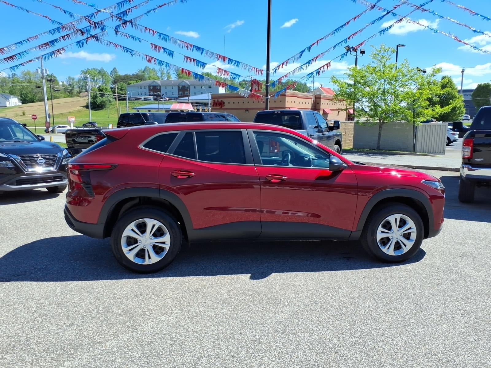2024 Chevrolet Trax LS