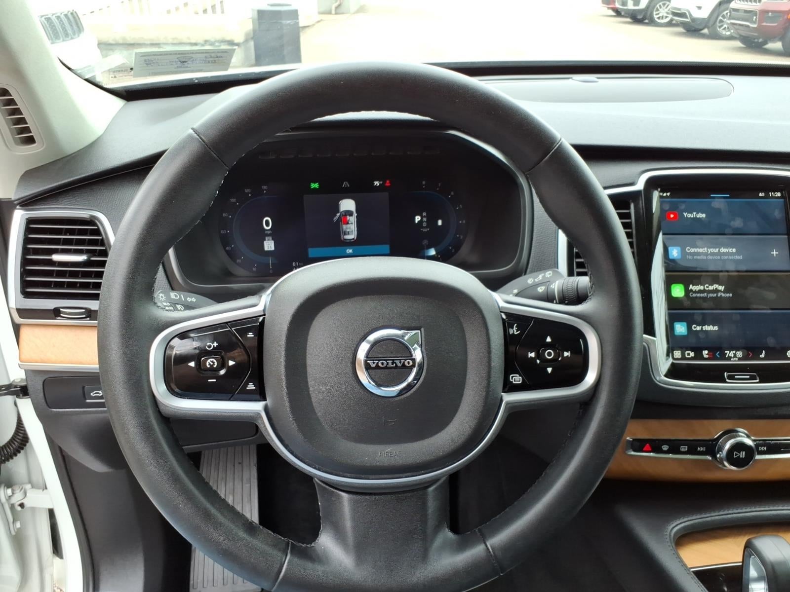2023 Volvo XC90 B5 Plus Bright Theme