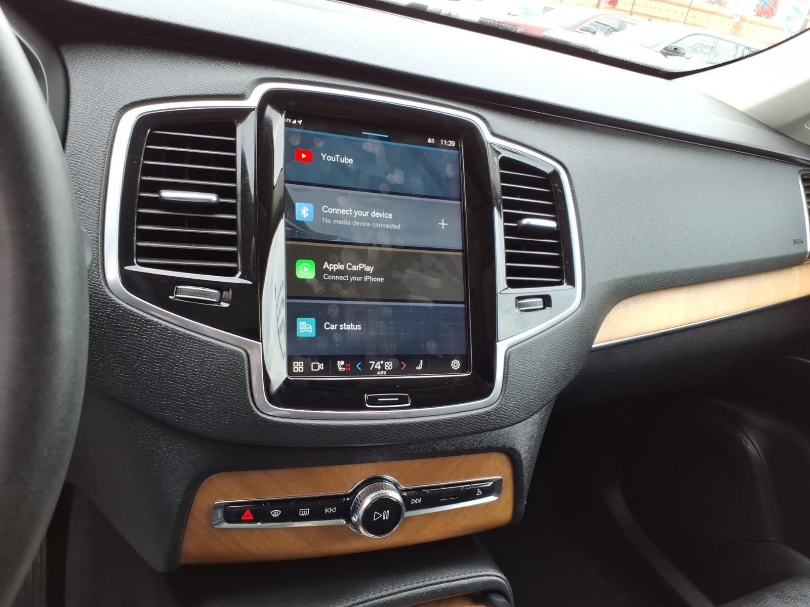 2023 Volvo XC90 B5 Plus Bright Theme