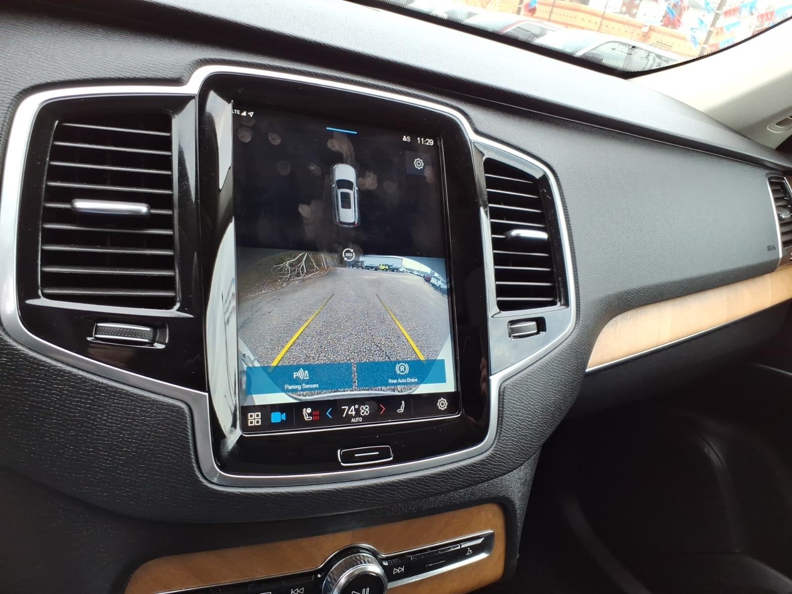 2023 Volvo XC90 B5 Plus Bright Theme