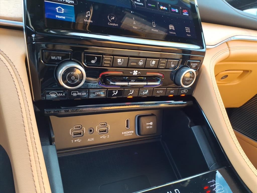 2023 Jeep Grand Cherokee Summit Reserve