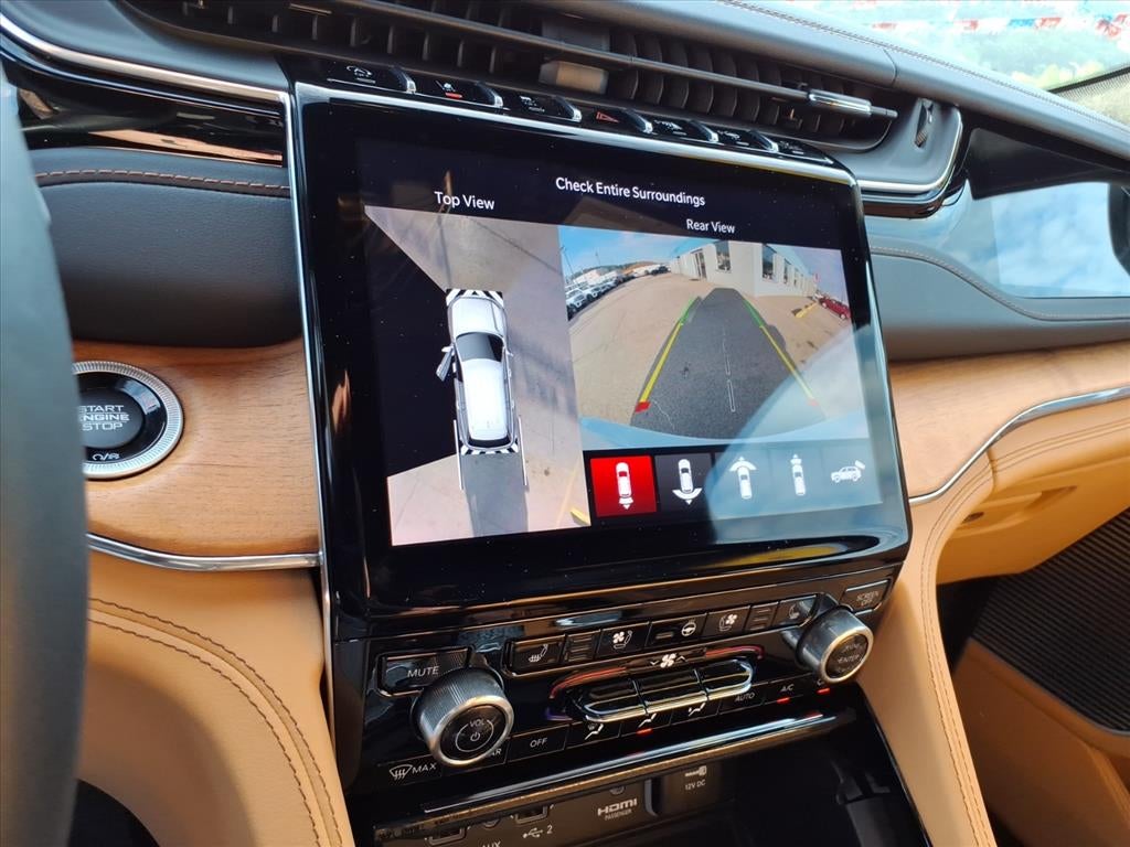 2023 Jeep Grand Cherokee Summit Reserve