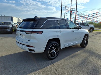 2023 Jeep Grand Cherokee Summit Reserve