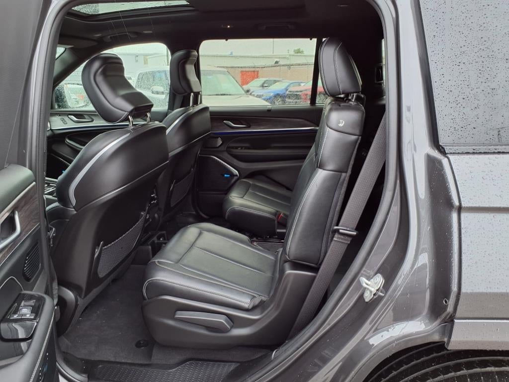 2022 Jeep Grand Cherokee L Overland