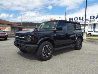 2022 Ford Bronco Outer Banks in Hurricane, WV - Walker Automotive Group
