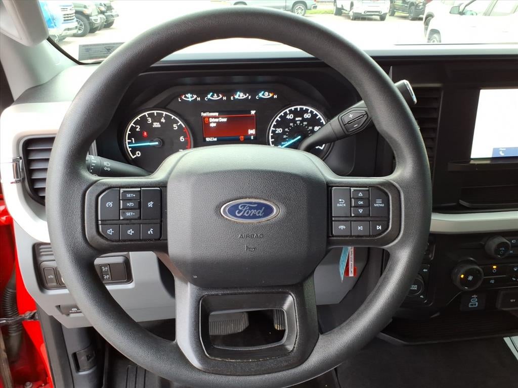 2025 Ford F-350 Super Duty XL