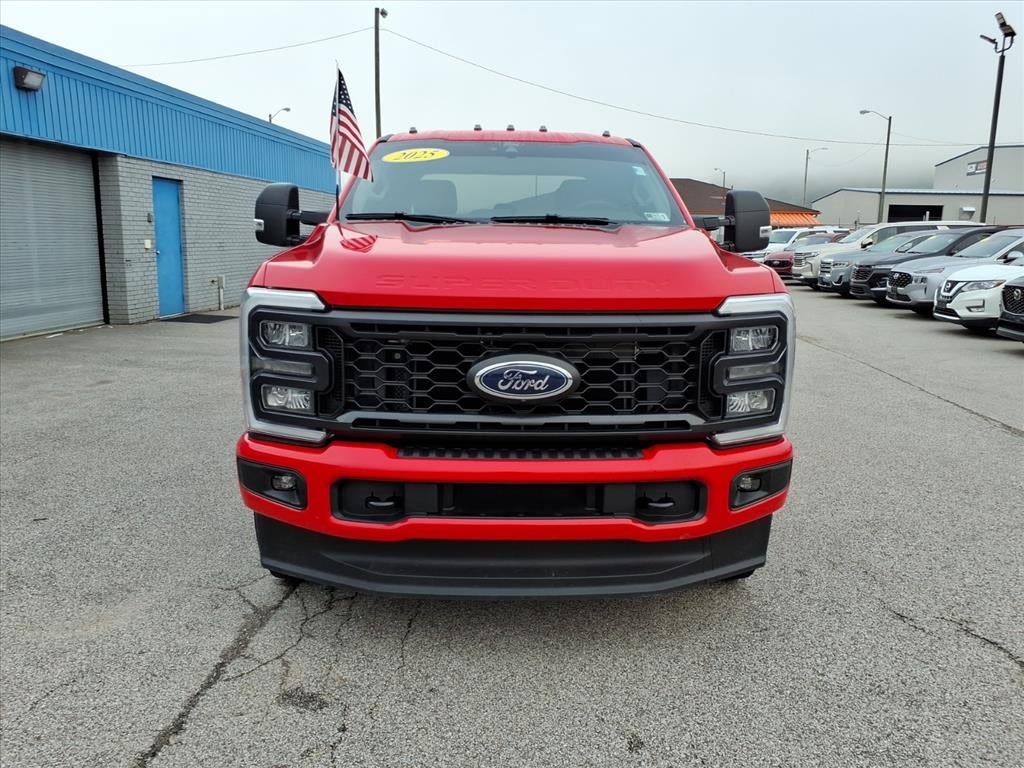 2025 Ford F-350 Super Duty XL