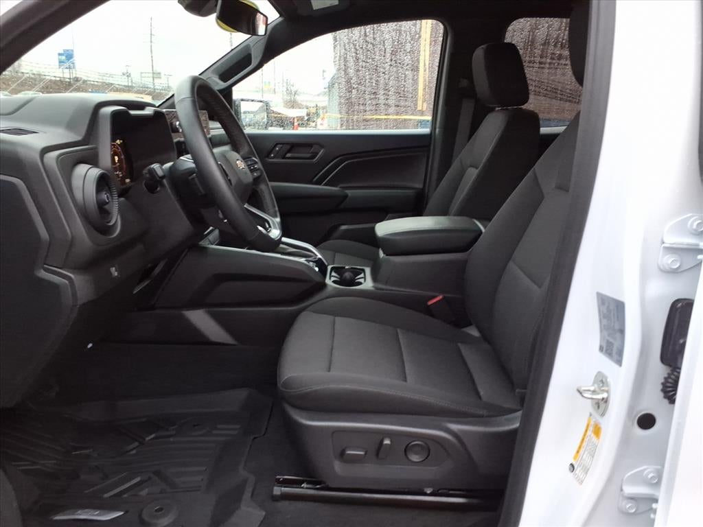 2025 Chevrolet Colorado Work Truck