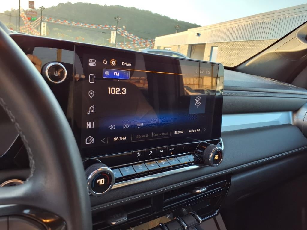 2024 Chevrolet Colorado LT