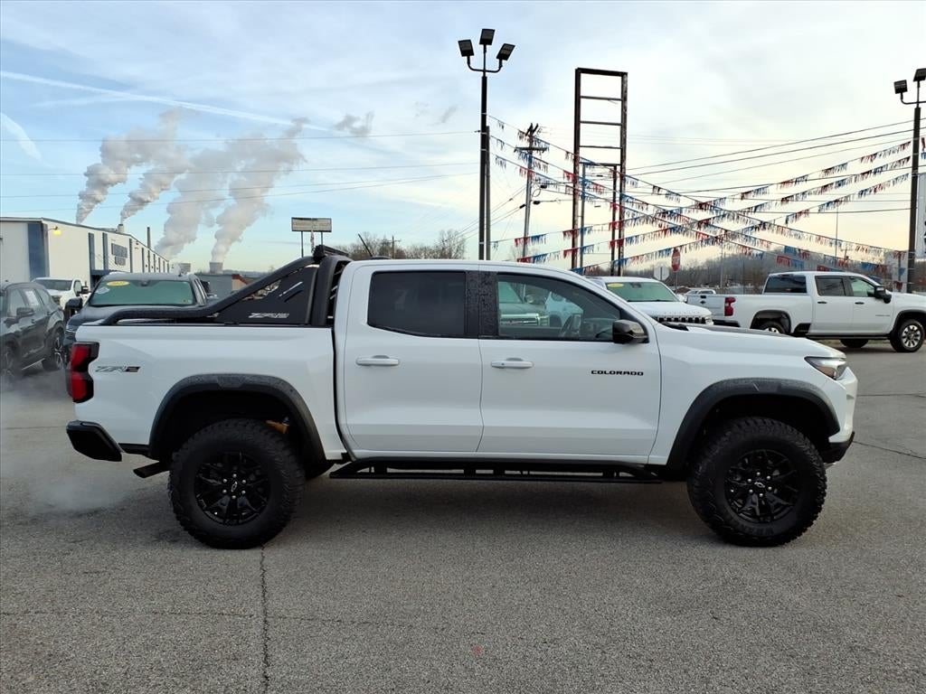 2025 Chevrolet Colorado Base