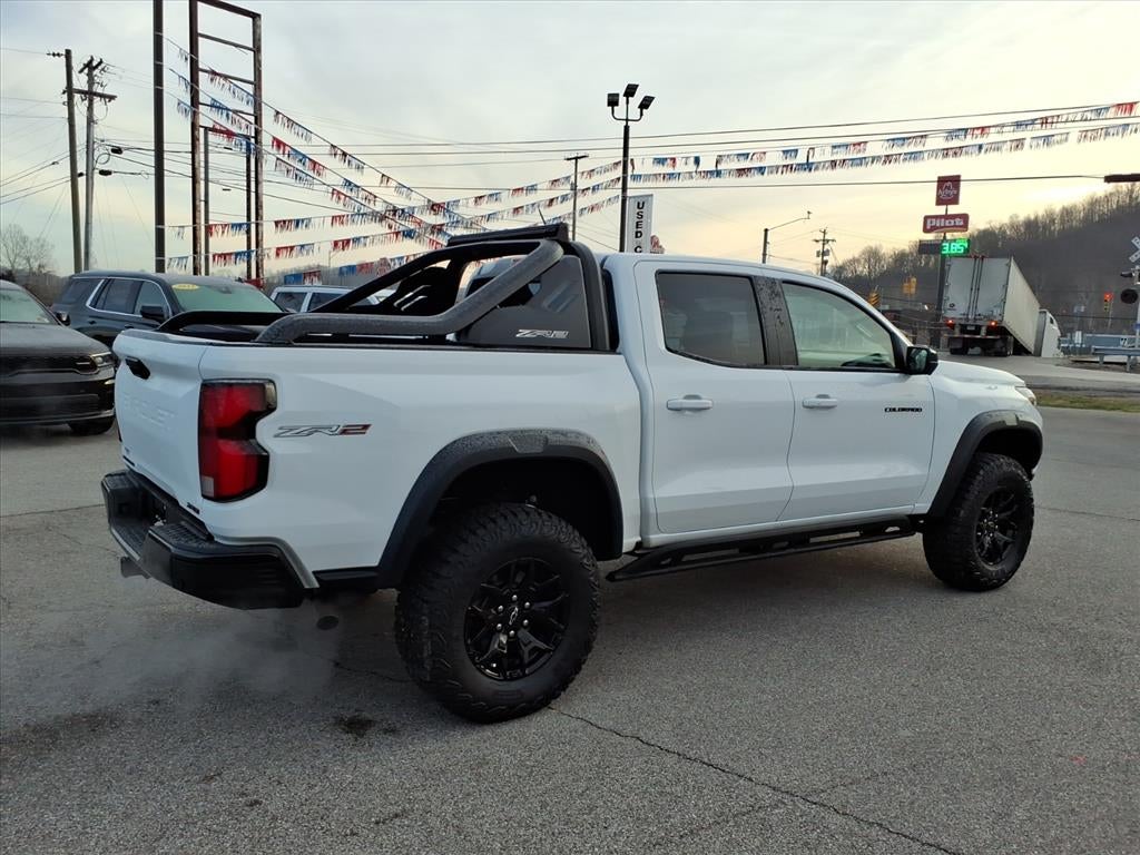 2025 Chevrolet Colorado Base