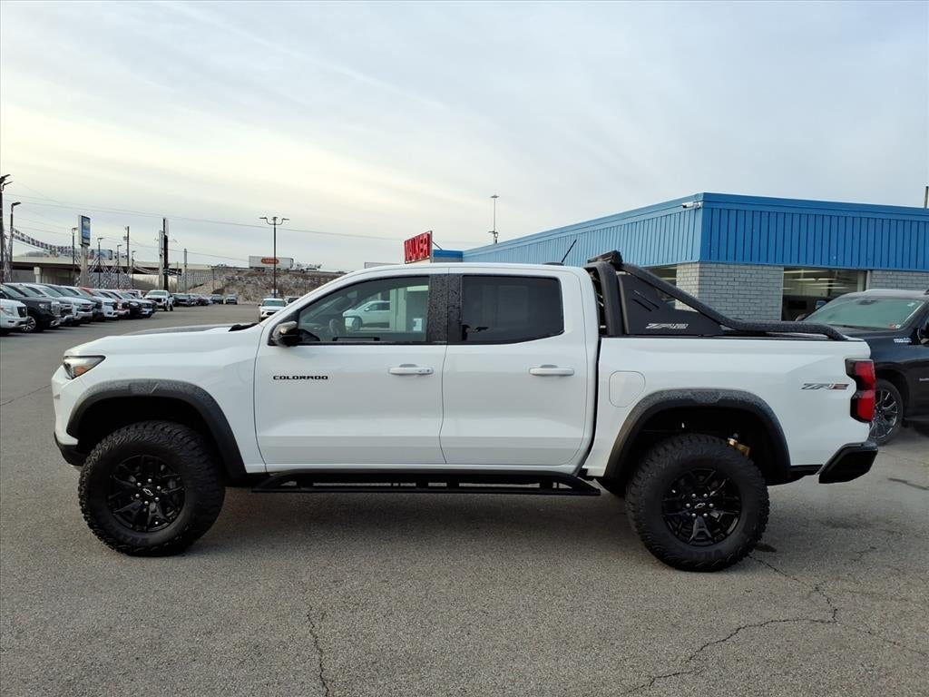 2025 Chevrolet Colorado Base