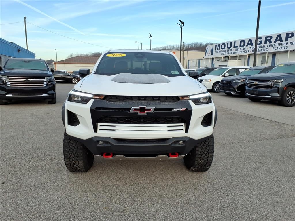 2025 Chevrolet Colorado Base