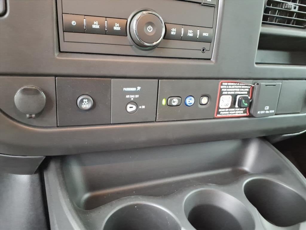 2025 Chevrolet Express WT