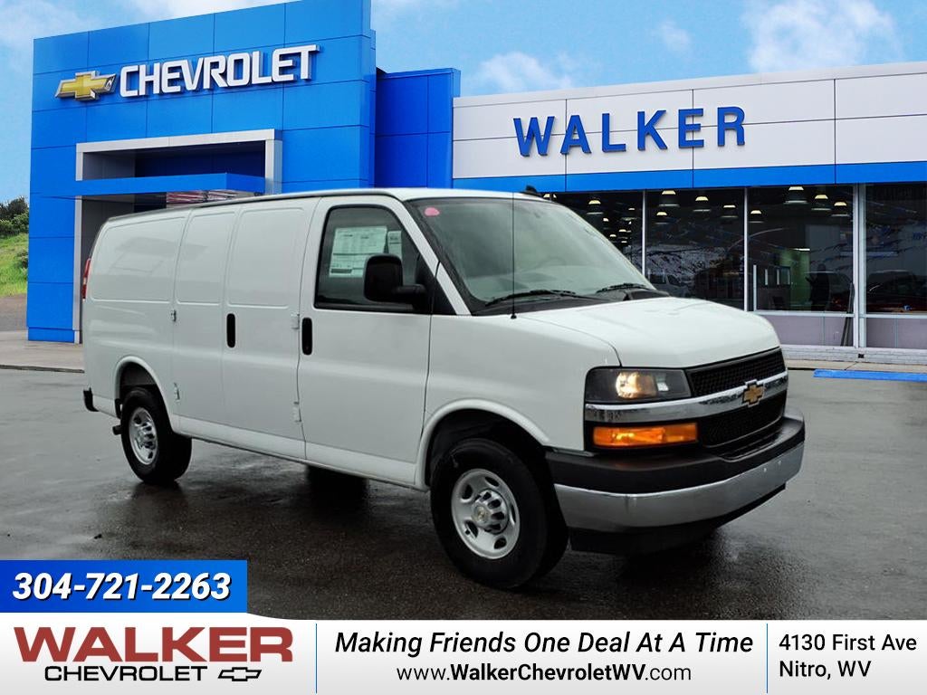 2025 Chevrolet Express WT