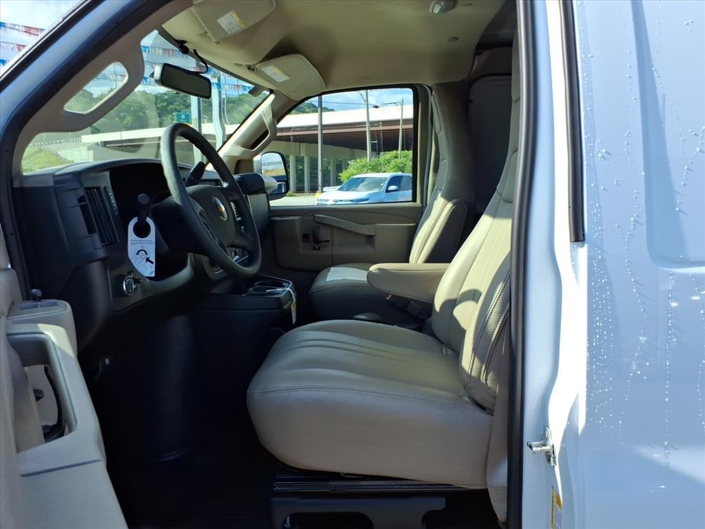 2026 Chevrolet Express WT