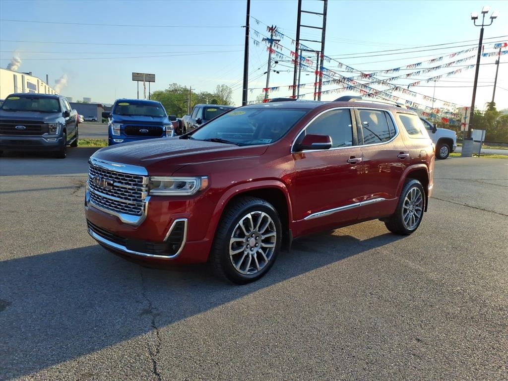 2023 GMC Acadia Denali