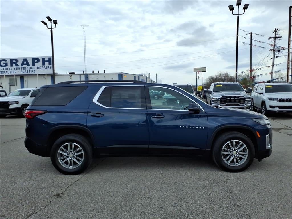 2023 Chevrolet Traverse LT Cloth