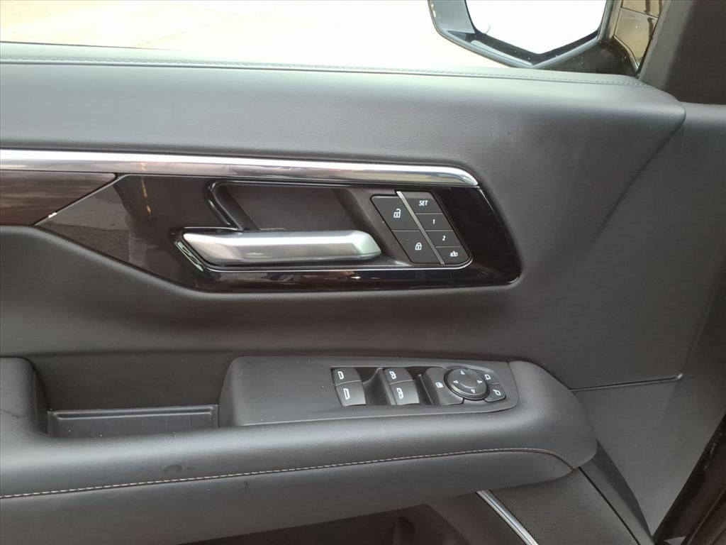 2025 Chevrolet Tahoe Base