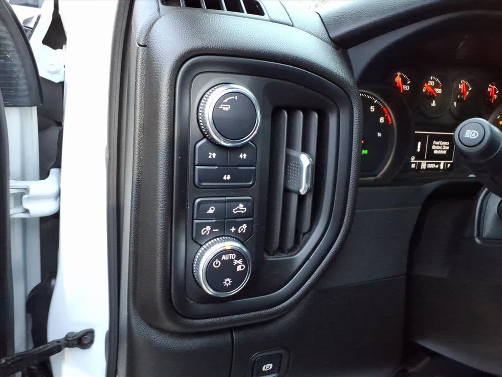 2025 GMC Sierra 2500HD Base