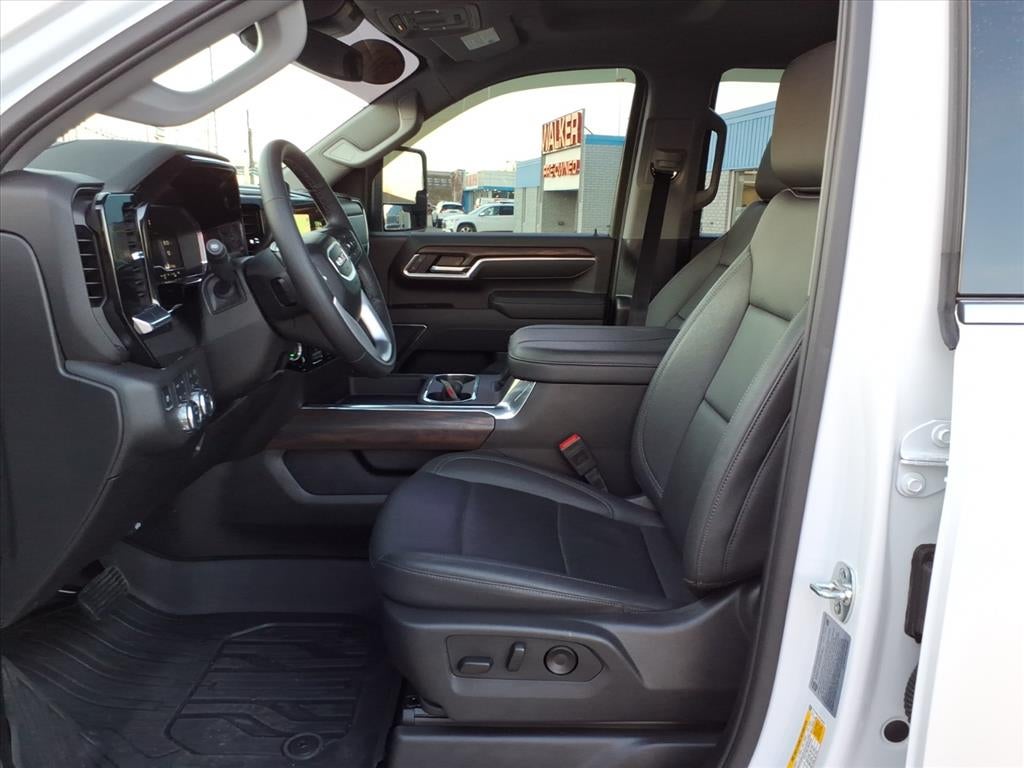 2025 GMC Sierra 2500HD SLT