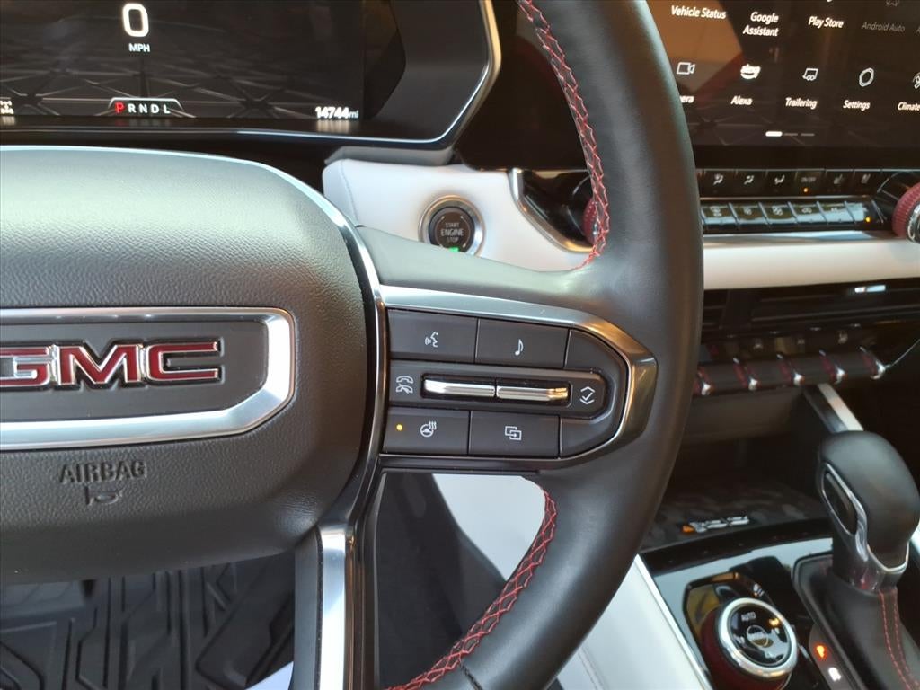 2024 GMC Canyon Base