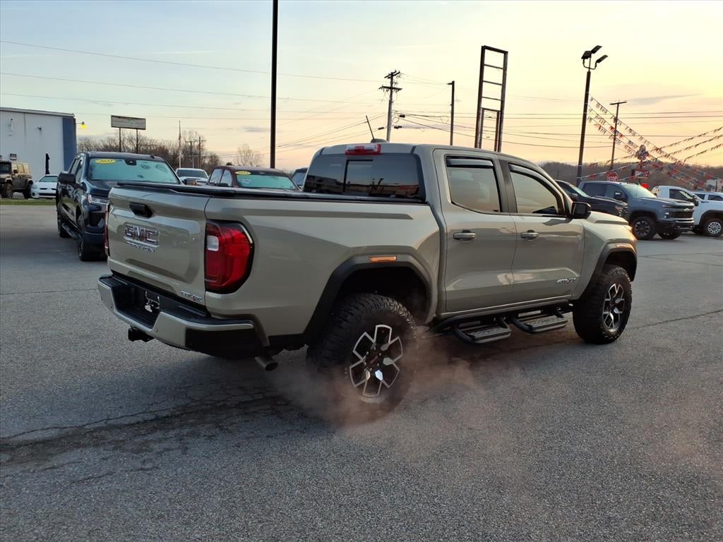 2024 GMC Canyon Base