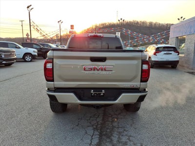 2024 GMC Canyon Base