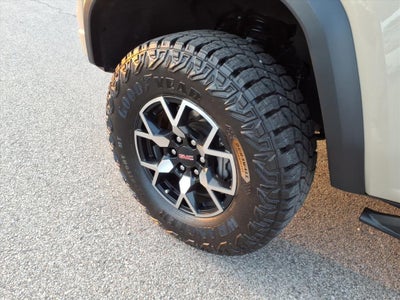 2024 GMC Canyon Base