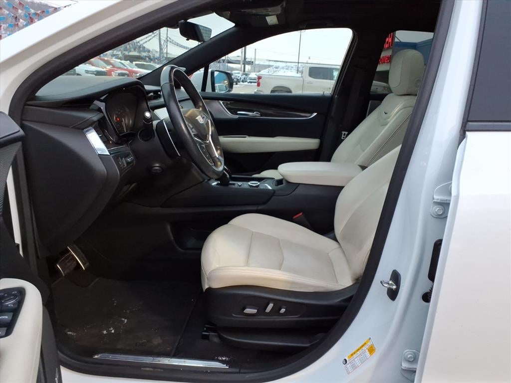 2022 Cadillac XT5 Sport