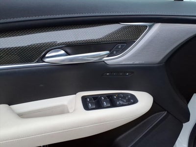 2022 Cadillac XT5 Sport