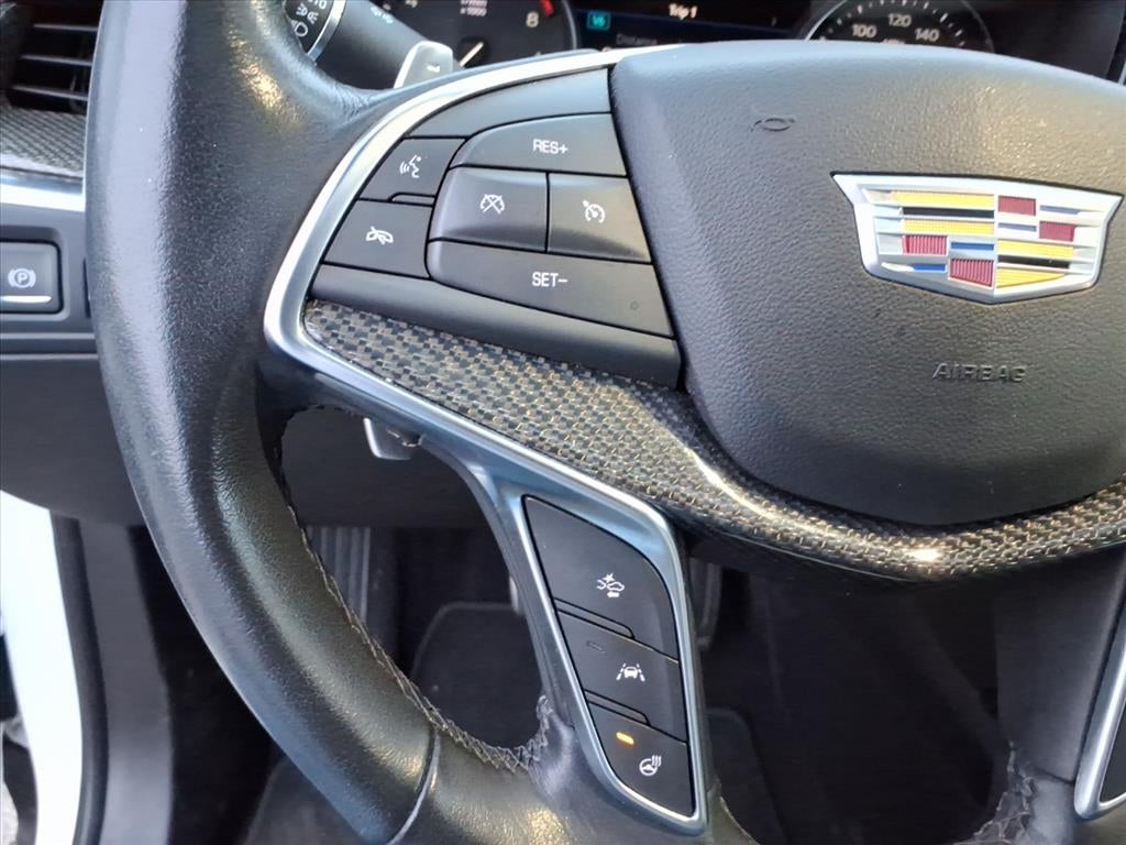 2022 Cadillac XT5 Sport