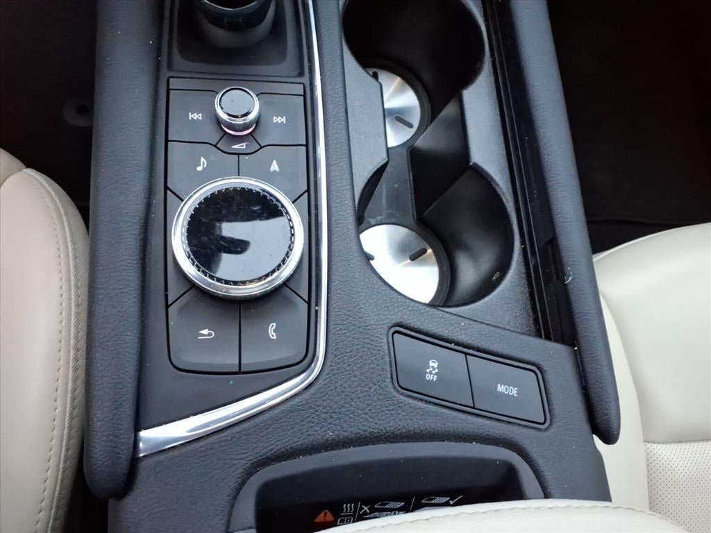 2022 Cadillac XT5 Sport