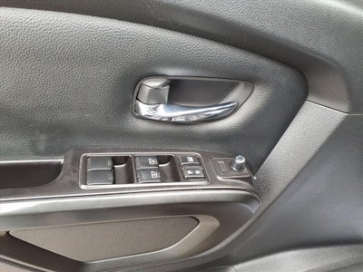 2021 Nissan Titan Base