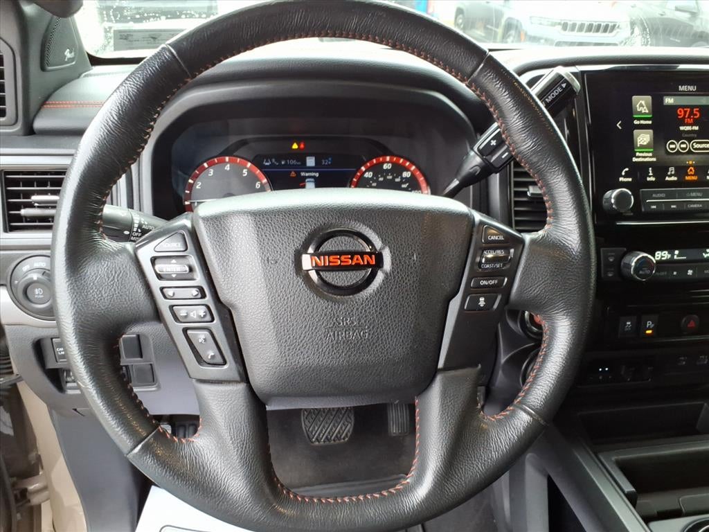 2021 Nissan Titan Base